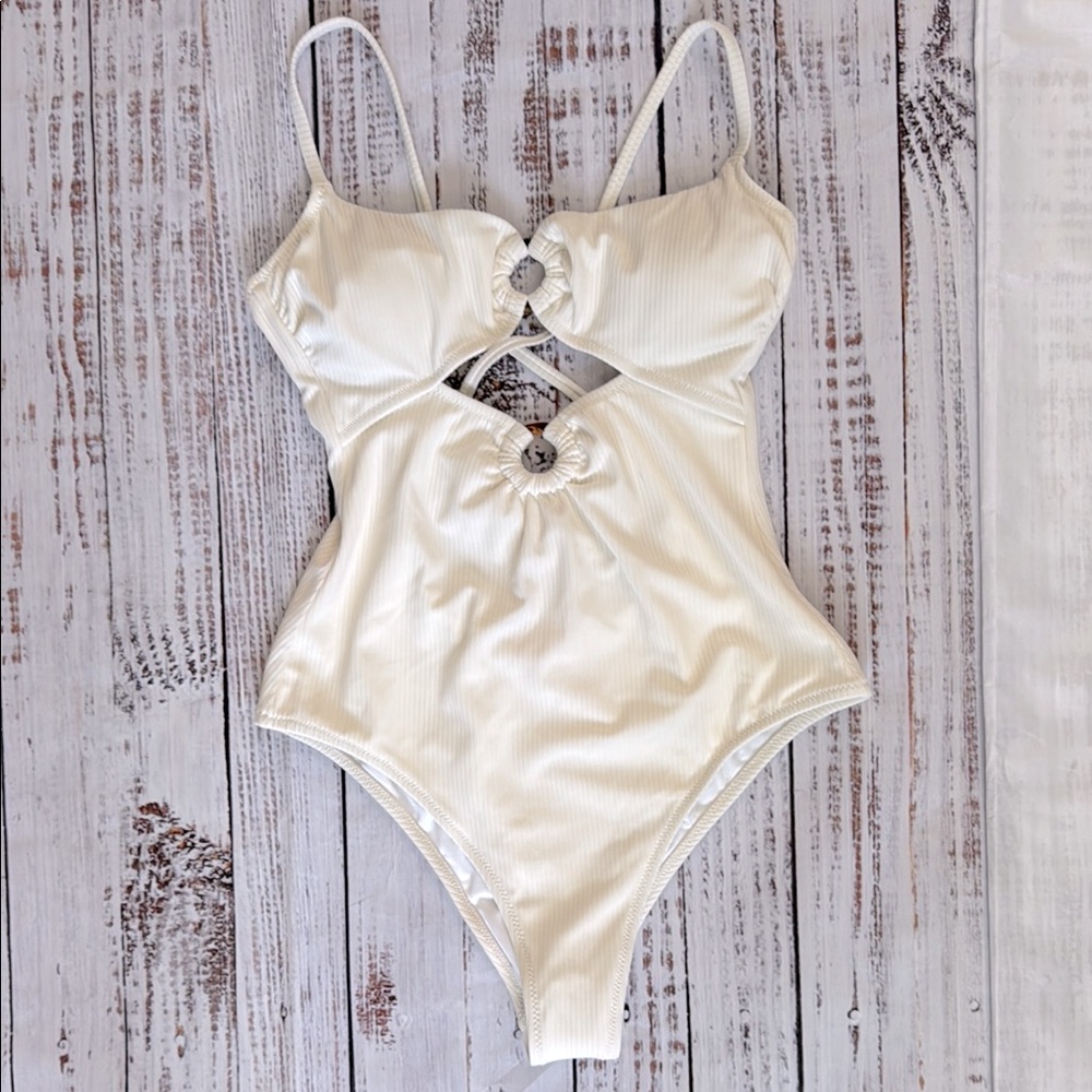 Shade & Shore Double Ring Ribbed One Piece Swimsuit Small NWT - Picture 5 of 12